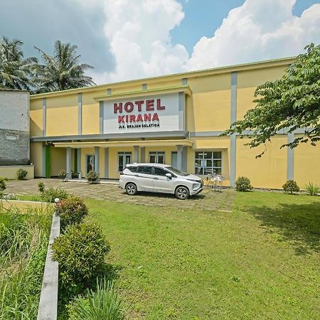 Oyo 92483 Hotel Kirana Salatiga Eksteriør billede