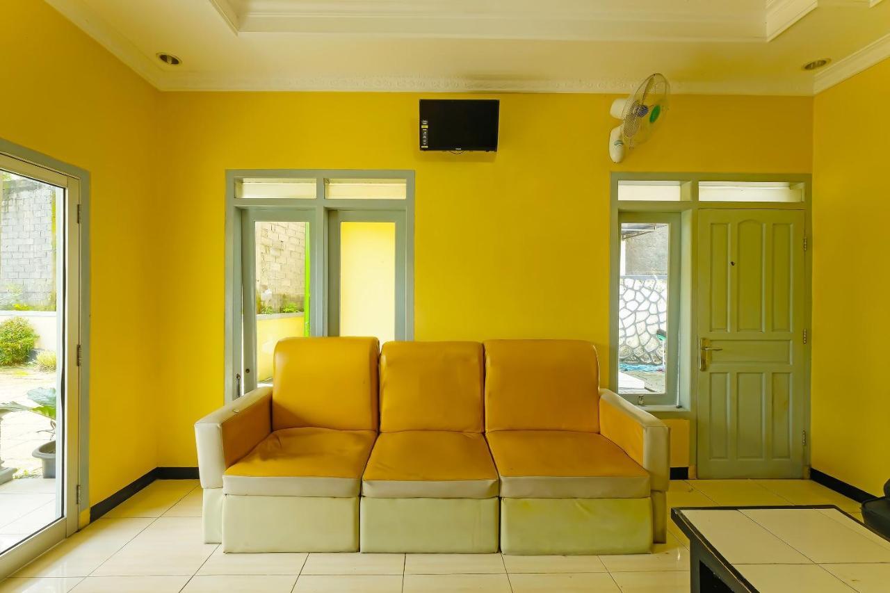 Oyo 92483 Hotel Kirana Salatiga Eksteriør billede