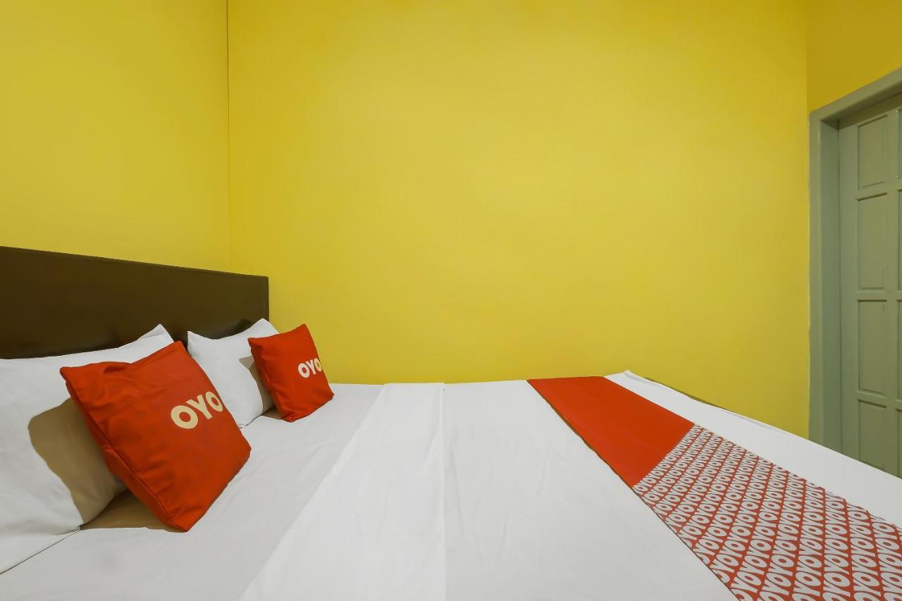 Oyo 92483 Hotel Kirana Salatiga Eksteriør billede